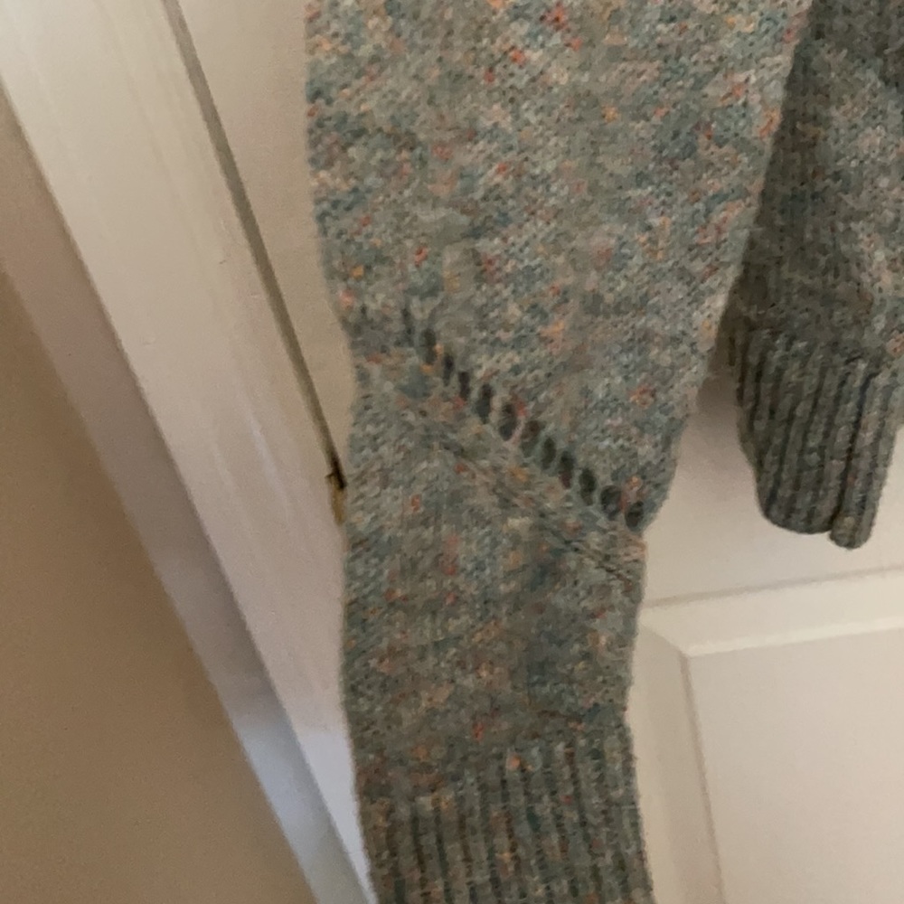 Loft Sweater - Picture 3 of 3